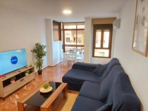 Piso Museo del Realismo - Catedral - Alcazaba con Parking Gratis - Super Wifi, Almeria